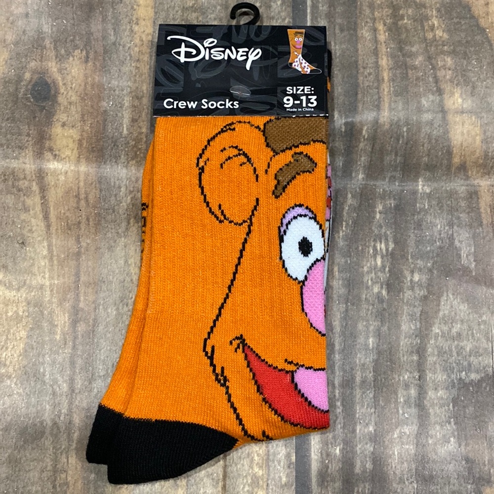 Disney Muppets Jim Henson Fozzie Crew Socks size 9-13